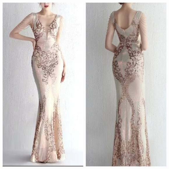 Gold, Floral,V Neck, Round Back, Sleeveless, Beaded, Sequined, Mermaid… - Picture 3 of 16